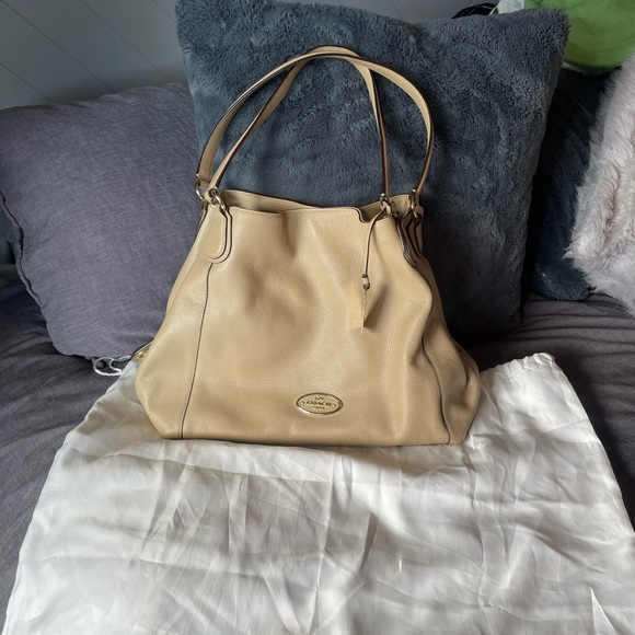 Coach Edie Bag - Picture 13 of 15